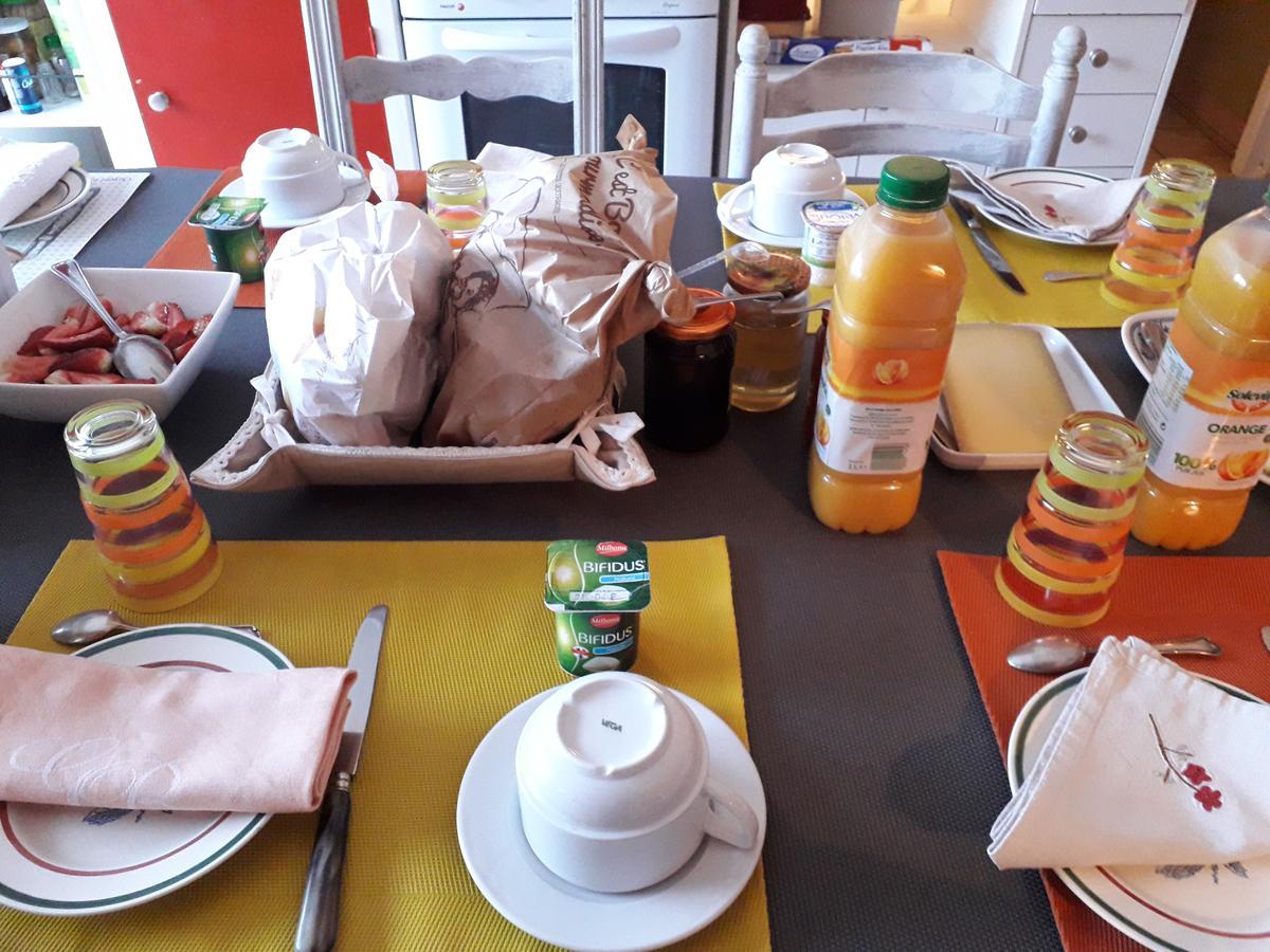 Bed and Breakfast Chez Marie Cercy-la-Tour Екстер'єр фото